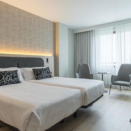 Hotel Blanca De Navarra Памплона Екстер'єр фото
