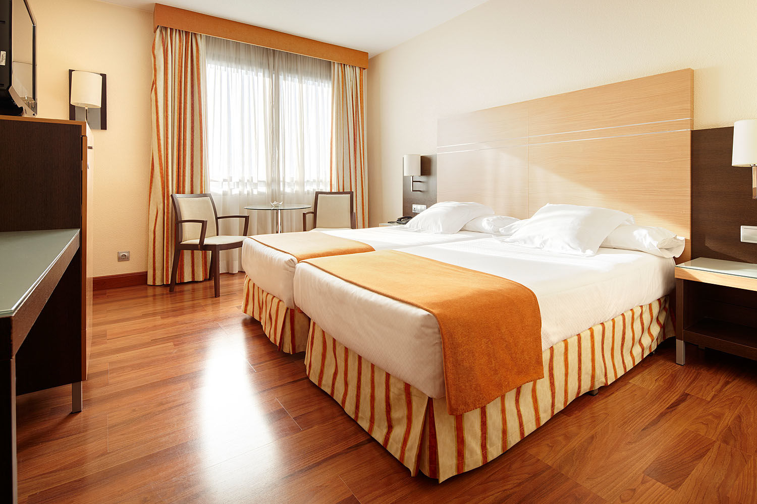 Hotel Blanca De Navarra Памплона Екстер'єр фото